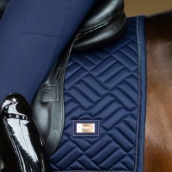 Equestrian Stockholm - Tapis de dressage Modern - Lagoon blush