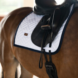 Equestrian Stockholm - Tapis de dressage Modern White Navy