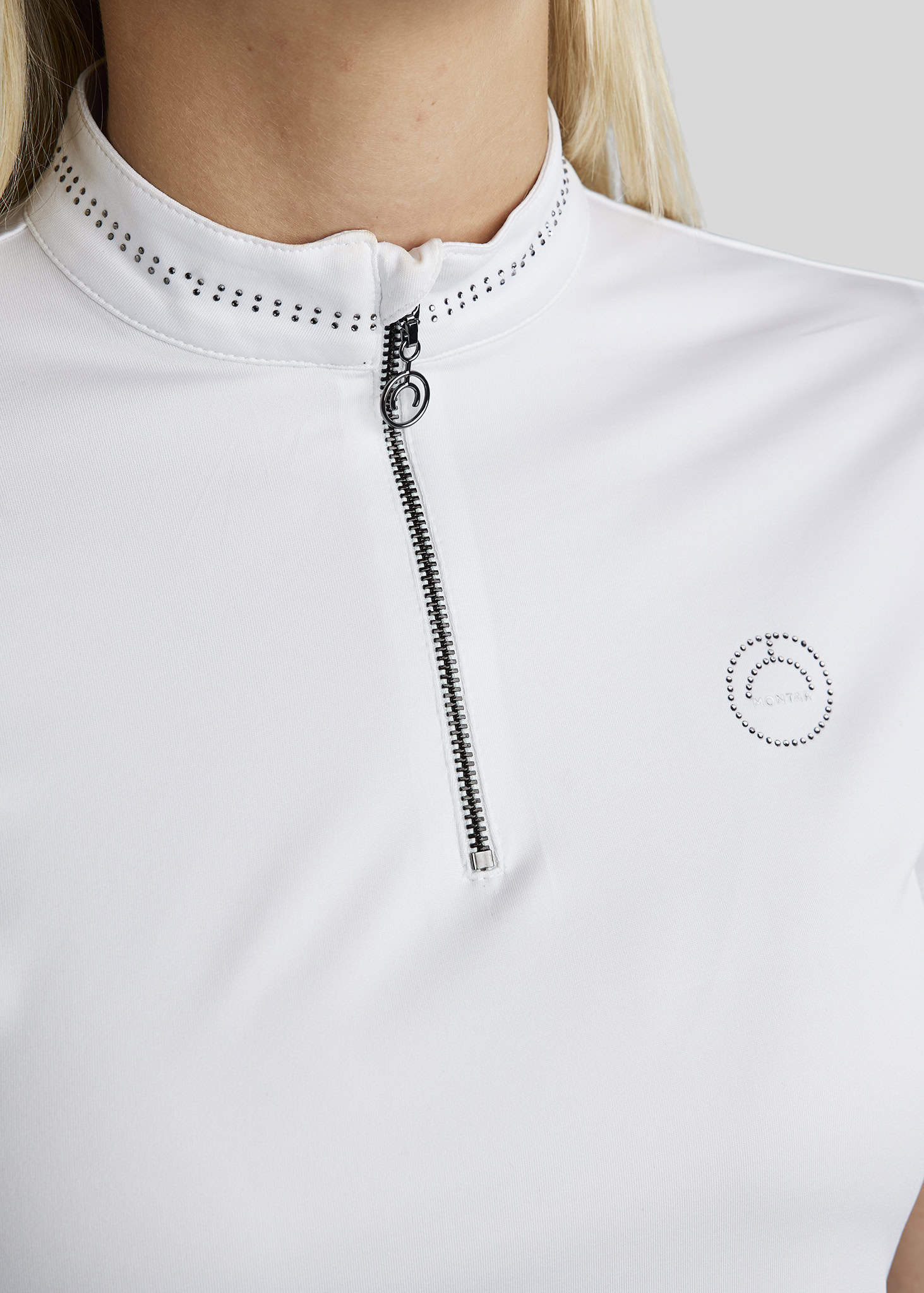 Montar - Haut de concours MoBlair MC With Gun Metal Crystals SS25 - Blanc Montar - Haut de concours MoBlair MC With Gun Metal Crystals SS25 - Blanc