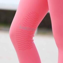 Pantalon Athenais rose, porté