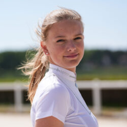 Haut Le Sabotier Isaure – col officier