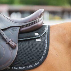 Tapis GEM Mesh Obstacle Noir Silver – technique et élégant