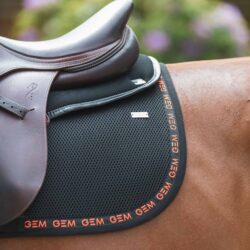 Tapis GEM Mesh Obstacle Noir Corail – respirant et moderne