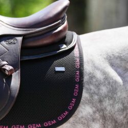 Tapis GEM Mesh Obstacle Noir Rose – élégant et technique