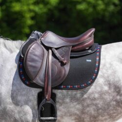 Tapis GEM Mesh Obstacle Noir Bleu Blanc Rouge – ultra-respirant et chic