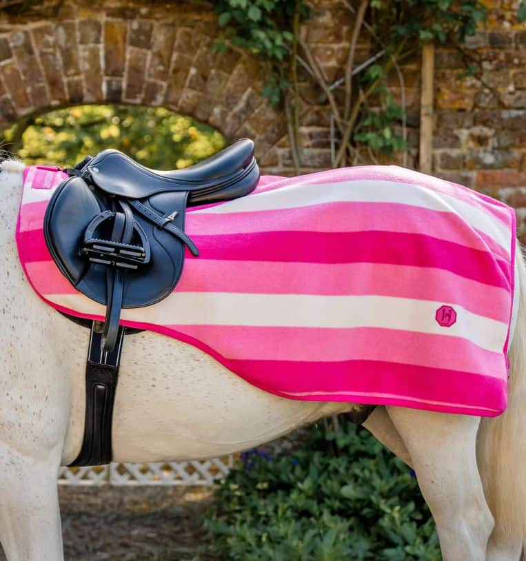 Horseware® – Couvre-rein Newmarket Rose