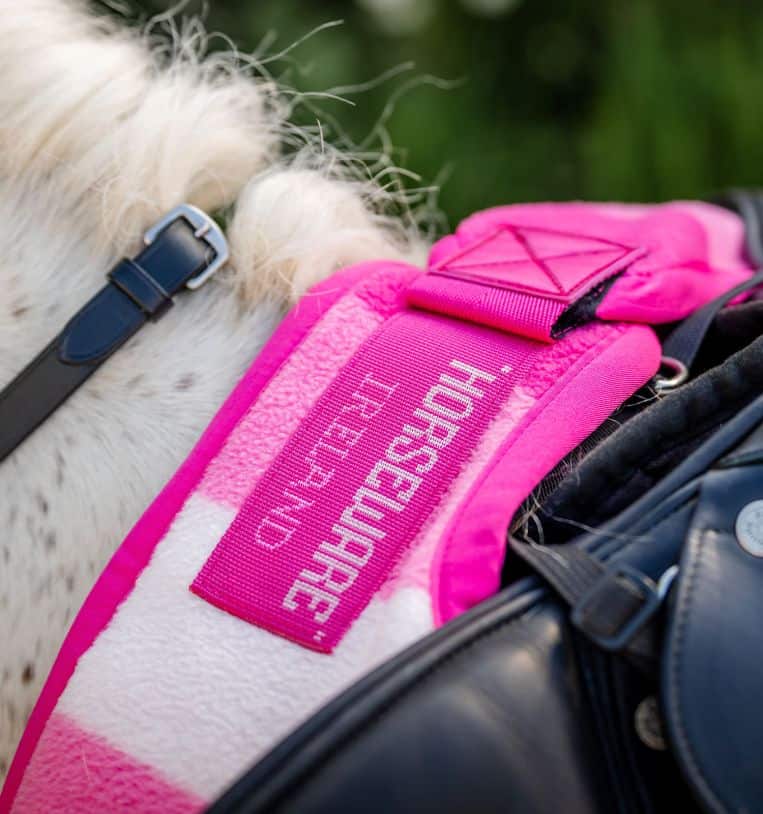 Horseware® – Couvre-rein Newmarket Rose