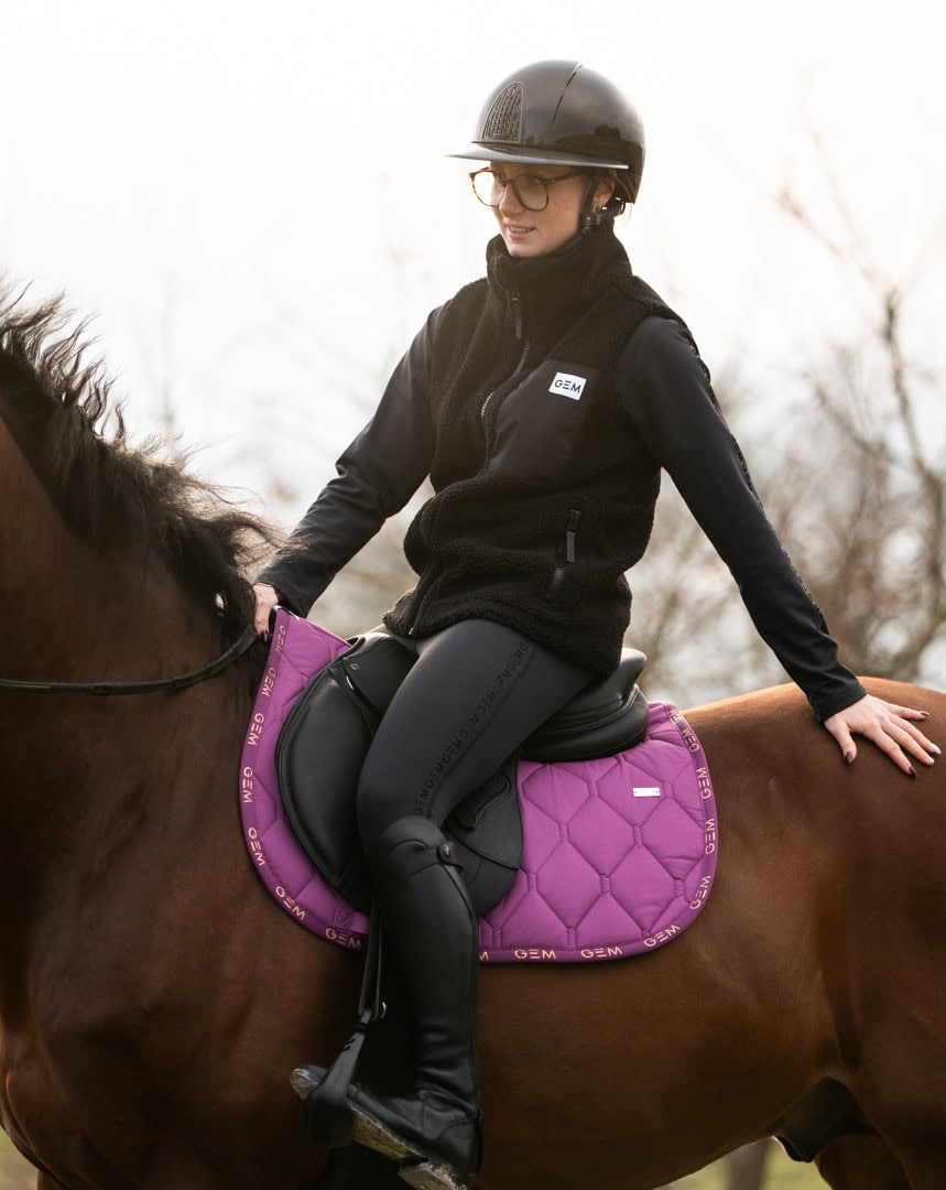 tapis-gem-love-obstacle-violet.jpg Tapis de selle GEM Love Obstacle violet pour cheval