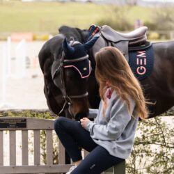 Tapis de selle GEM Jumping Ten Marine Corail pour cheval