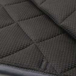 Tommy Hilfiger Tapis de dressage Emory Desert Sky SS26 Full.