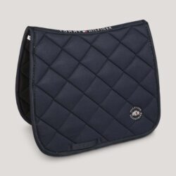 Tommy Hilfiger Tapis de dressage Emory Desert Sky SS26 Full.