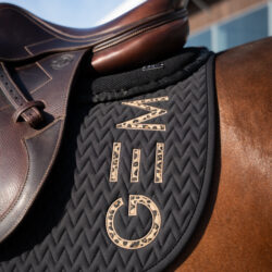 Tapis Jumping TEN GEM noir logo léopard